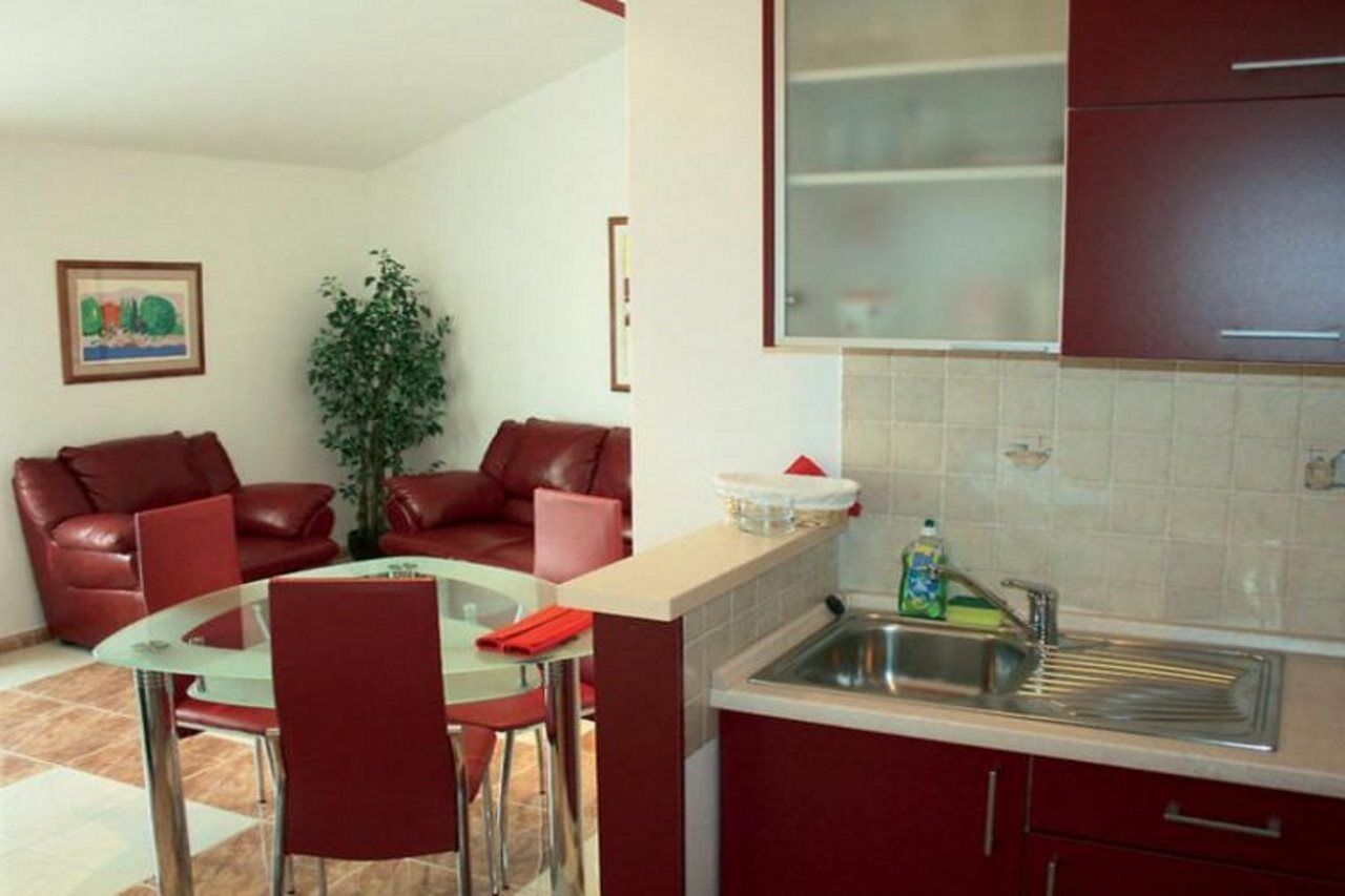 Apartments Rajcevic Makarska Eksteriør billede
